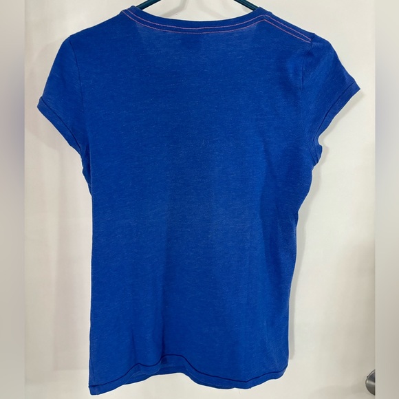 2/$15- PINK Victoria's Secret Wishes & Kisses Tee - Picture 4 of 6